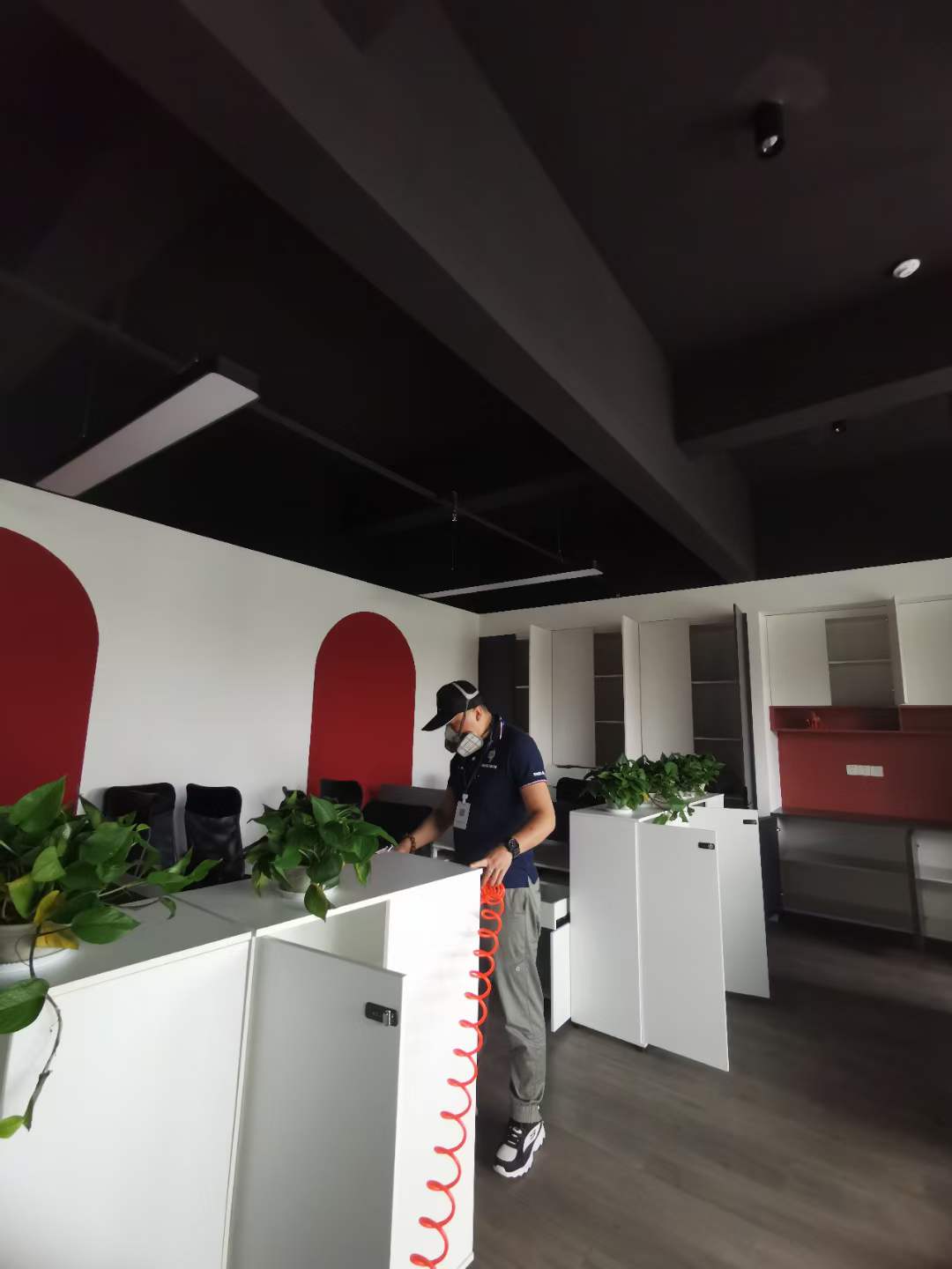 蕉岭醛博士龙闯电梯总部除甲醛